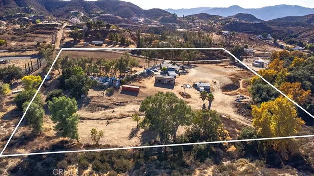 $1,150,000 | 23700 Oak Cir Drive, Wildomar, CA 92595