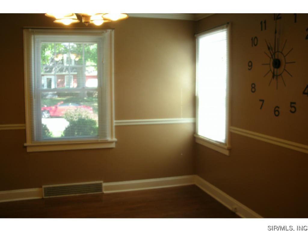 1115 Douglas Street Alton, IL 62002 - Photo 20 of 32