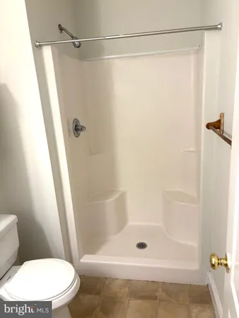 $1,695 | 138 Front Street, Akron, PA 17501