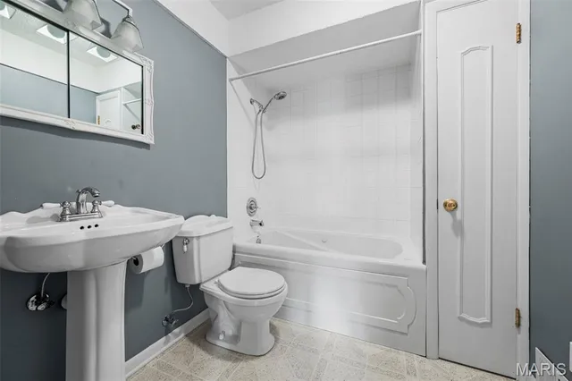 $309,900 | 6709 Lansdowne Avenue, St. Louis, MO 63109