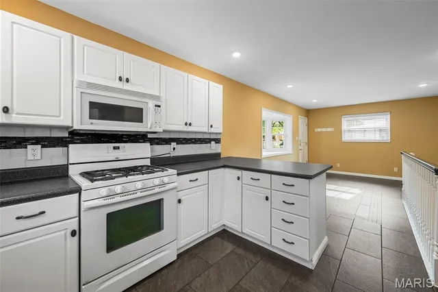 $309,900 | 6709 Lansdowne Avenue, St. Louis, MO 63109