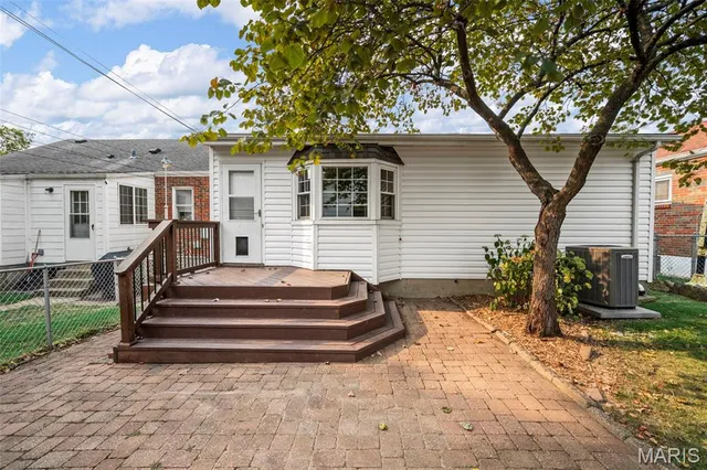 $309,900 | 6709 Lansdowne Avenue, St. Louis, MO 63109