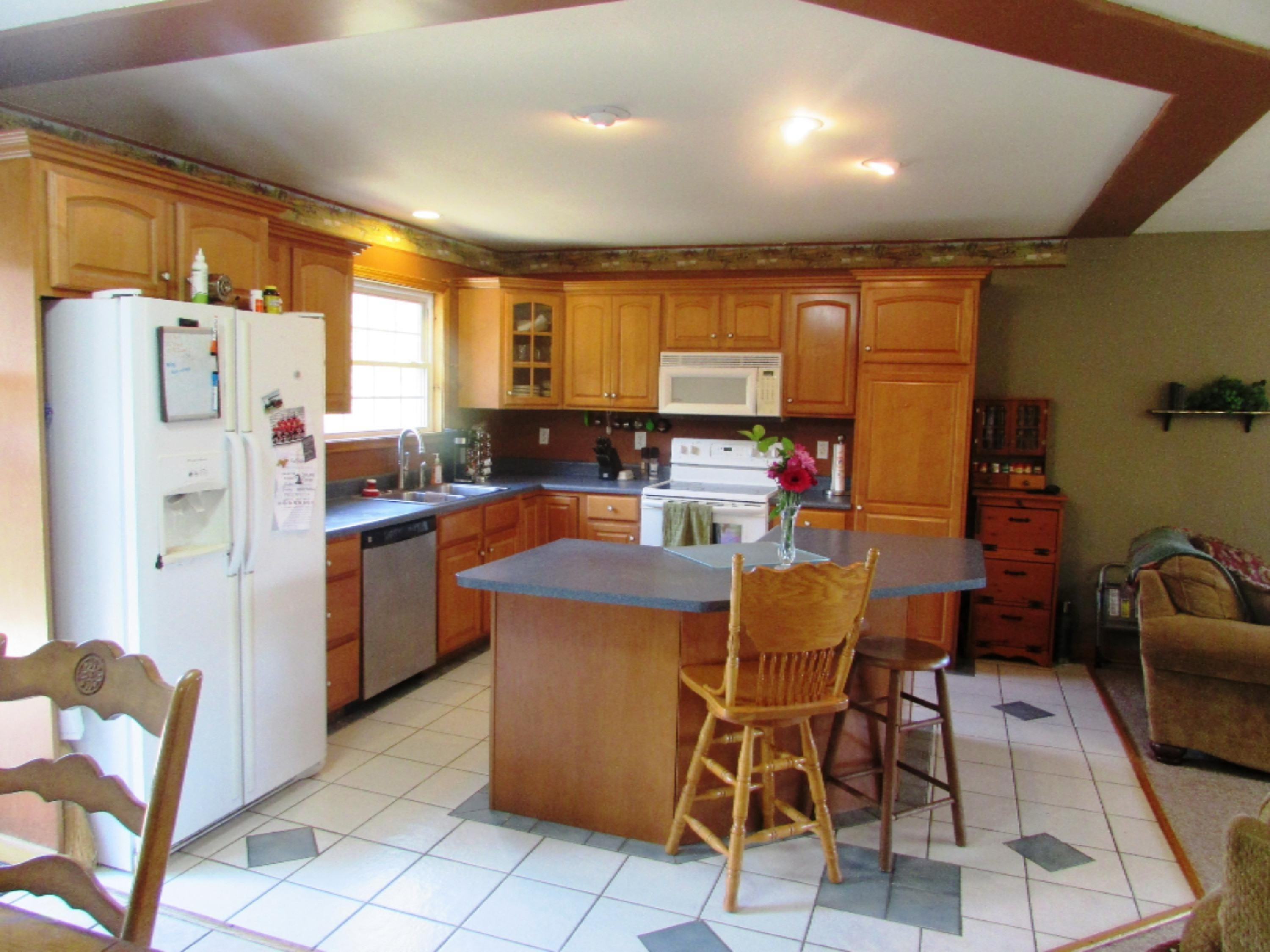 5628 Hill Road Bellevue, MI 49021 - Photo 8 of 22 IMG_0293