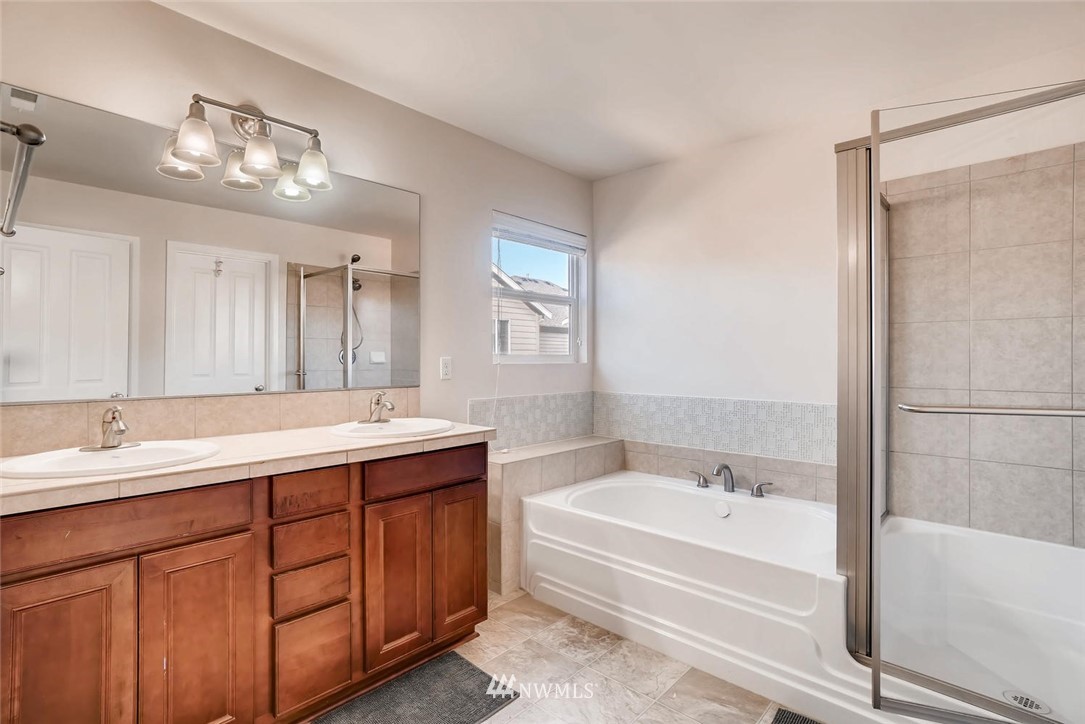 3025 183rd Place Southeast Bothell, WA 98012 - Photo 12 of 21