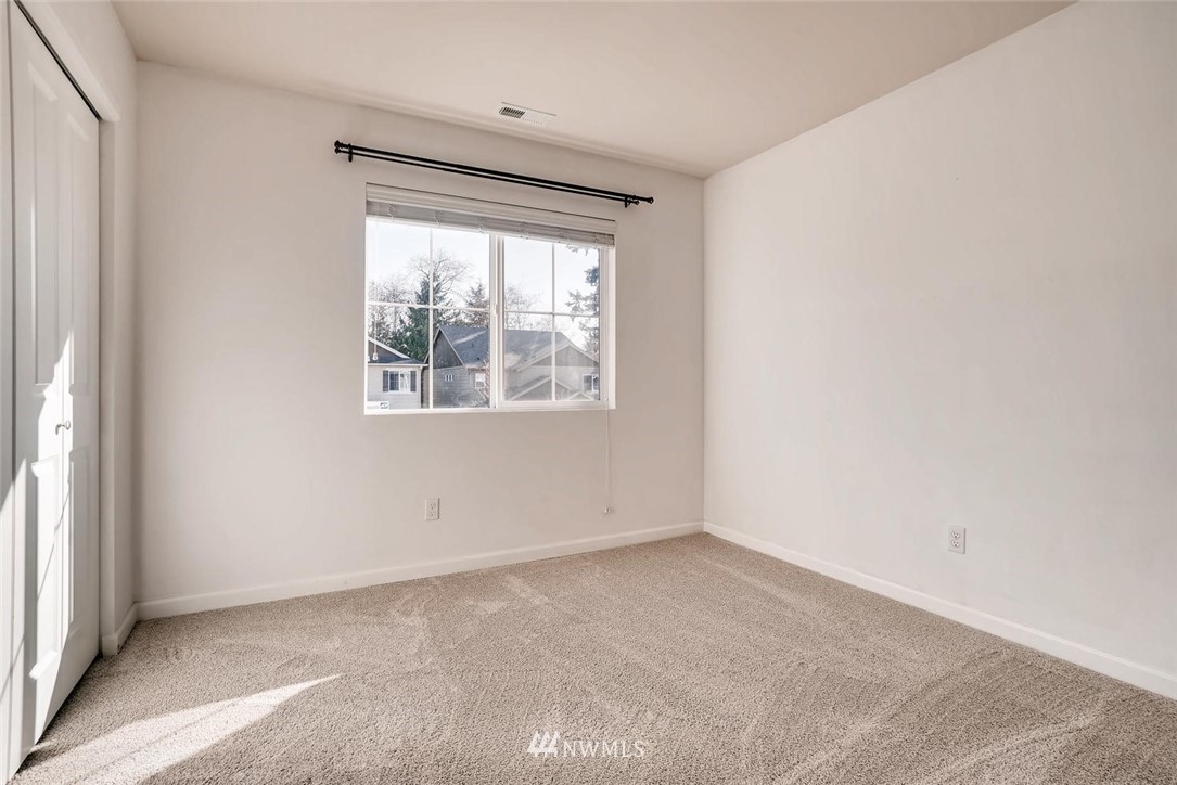 3025 183rd Place Southeast Bothell, WA 98012 - Photo 14 of 21