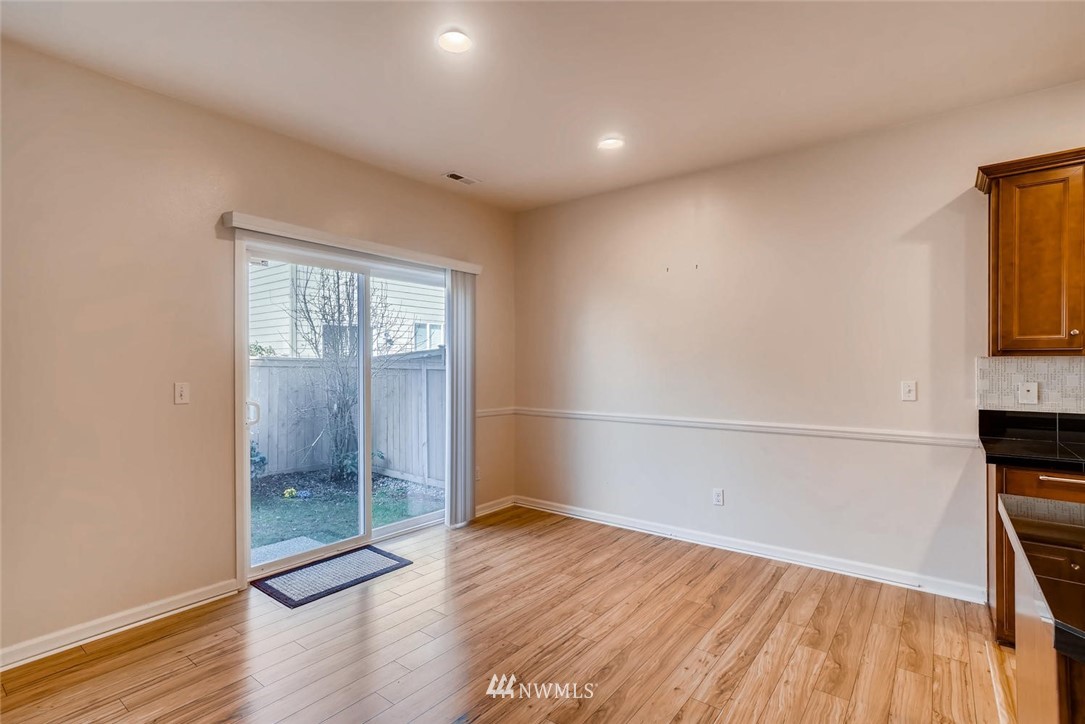 3025 183rd Place Southeast Bothell, WA 98012 - Photo 3 of 21