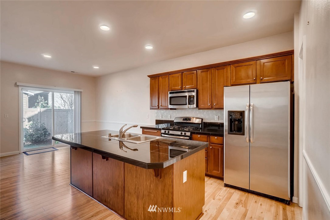 3025 183rd Place Southeast Bothell, WA 98012 - Photo 5 of 21