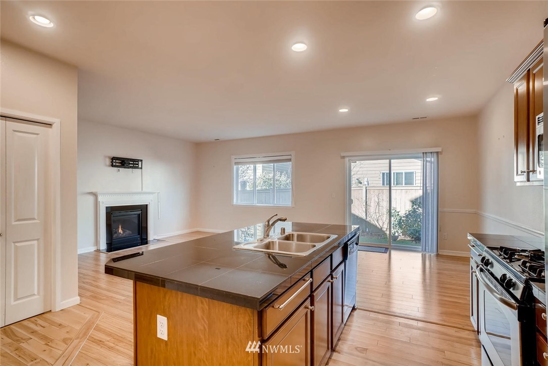 3025 183rd Place Southeast Bothell, WA 98012 - Photo 6 of 21