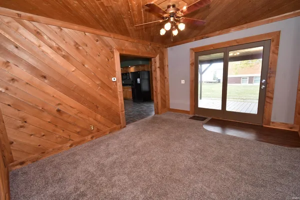 $175,000 | 104 East 5th Street, Earl Park, IN 47942