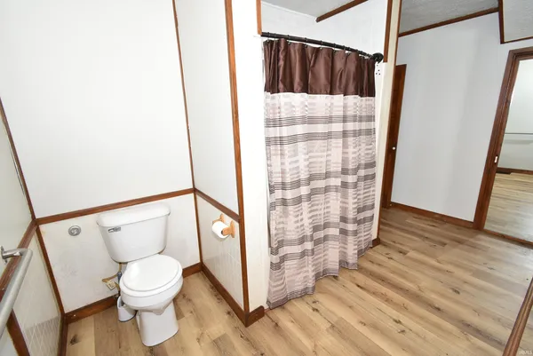 $175,000 | 104 East 5th Street, Earl Park, IN 47942