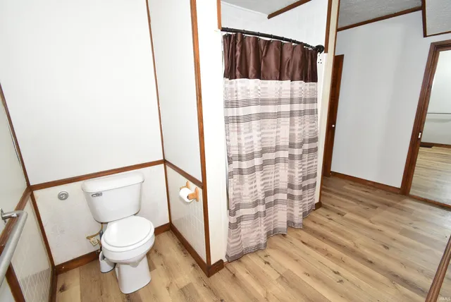 $175,000 | 104 East 5th Street, Earl Park, IN 47942