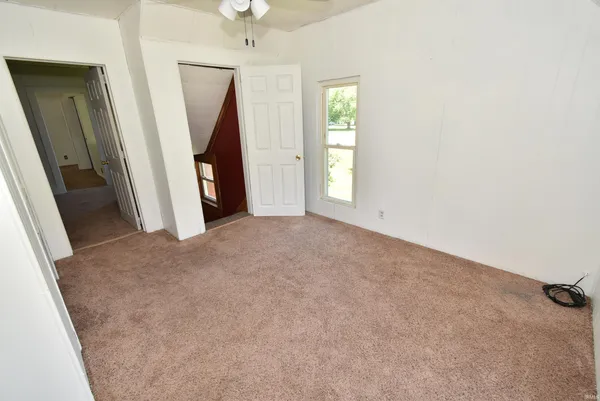 $175,000 | 104 East 5th Street, Earl Park, IN 47942