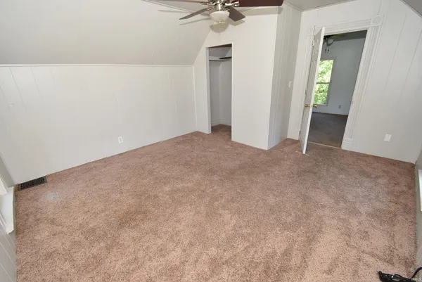 $175,000 | 104 East 5th Street, Earl Park, IN 47942