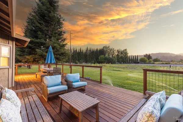 $1,895,000 | 14631 Kinley Drive, Healdsburg, CA 95448