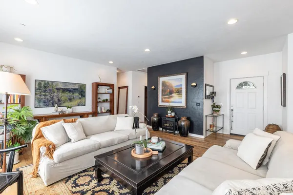 $1,895,000 | 14631 Kinley Drive, Healdsburg, CA 95448