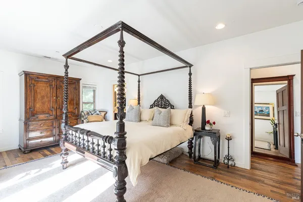 $1,895,000 | 14631 Kinley Drive, Healdsburg, CA 95448