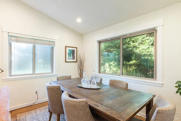 $1,895,000 | 14631 Kinley Drive, Healdsburg, CA 95448