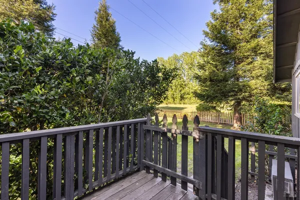 $1,895,000 | 14631 Kinley Drive, Healdsburg, CA 95448