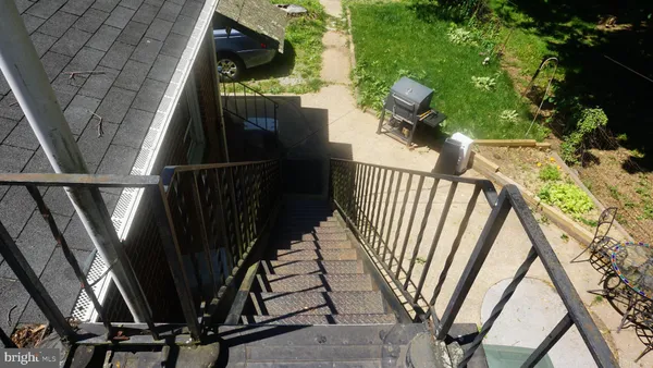 a view of entryway