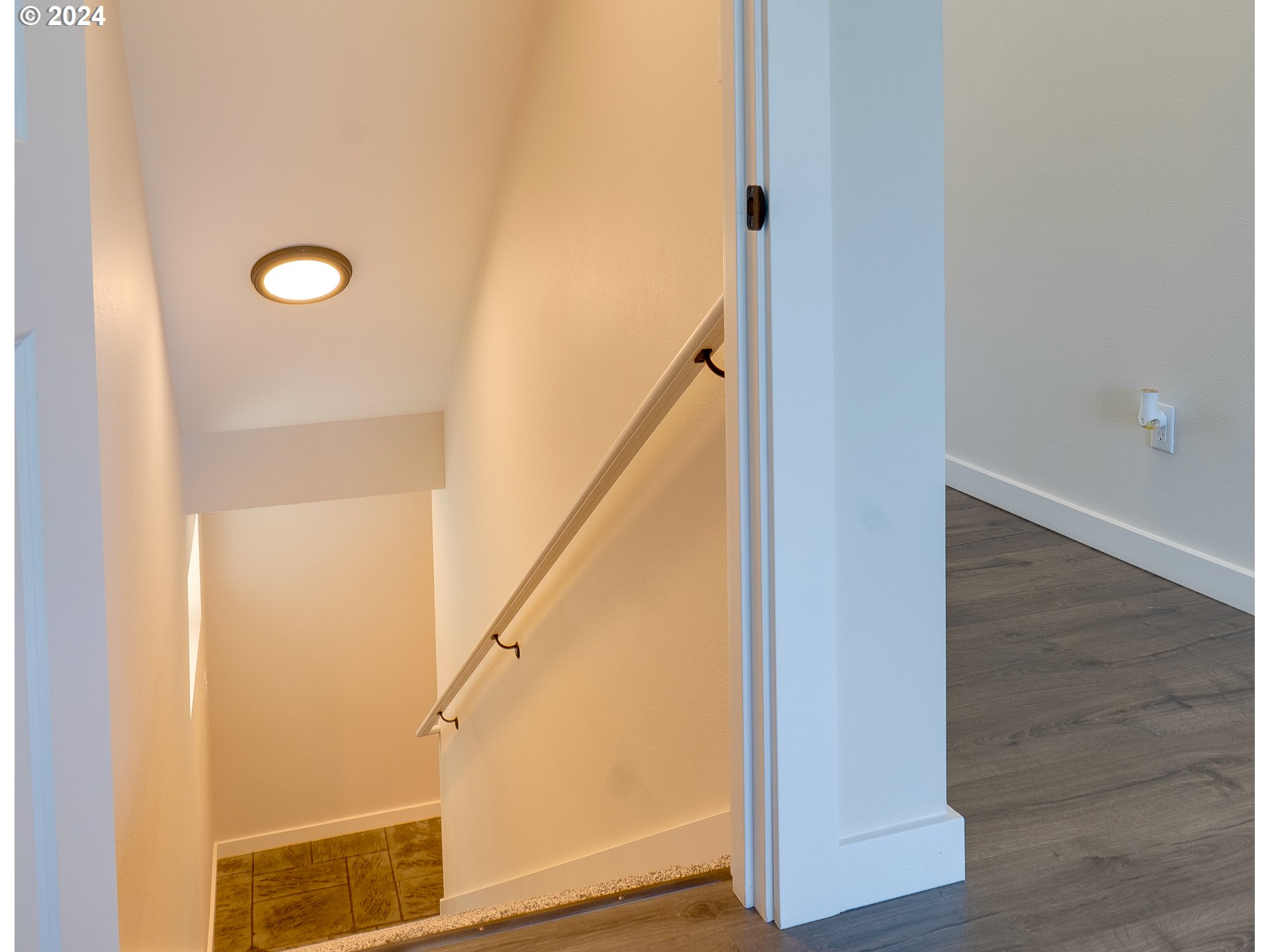 1113 Chinookan Drive Cascade Locks, OR 97014 - Photo 23 of 36