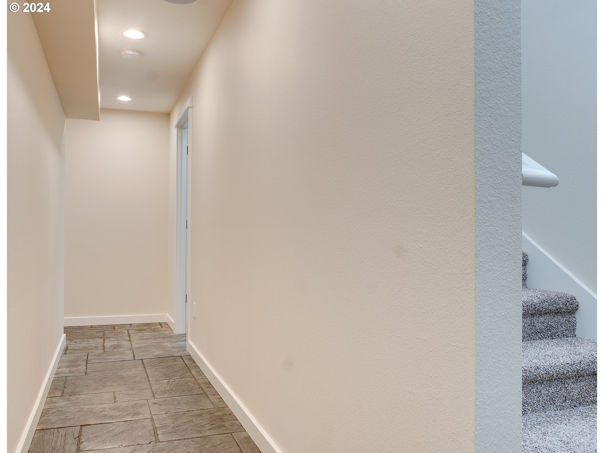 1113 Chinookan Drive Cascade Locks, OR 97014 - Photo 24 of 36