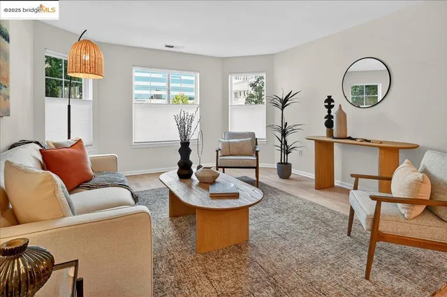 $539,000 | 555 10th Street, Unit 113, Oakland, CA 94607