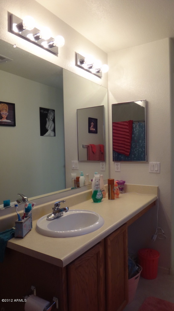 6415 West Beverly Road Laveen, AZ 85339 - Photo 28 of 40 DSC05656