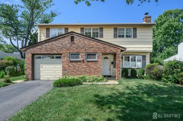 $599,000 | 106 Throckmorton Lane, Old Bridge, NJ 08857