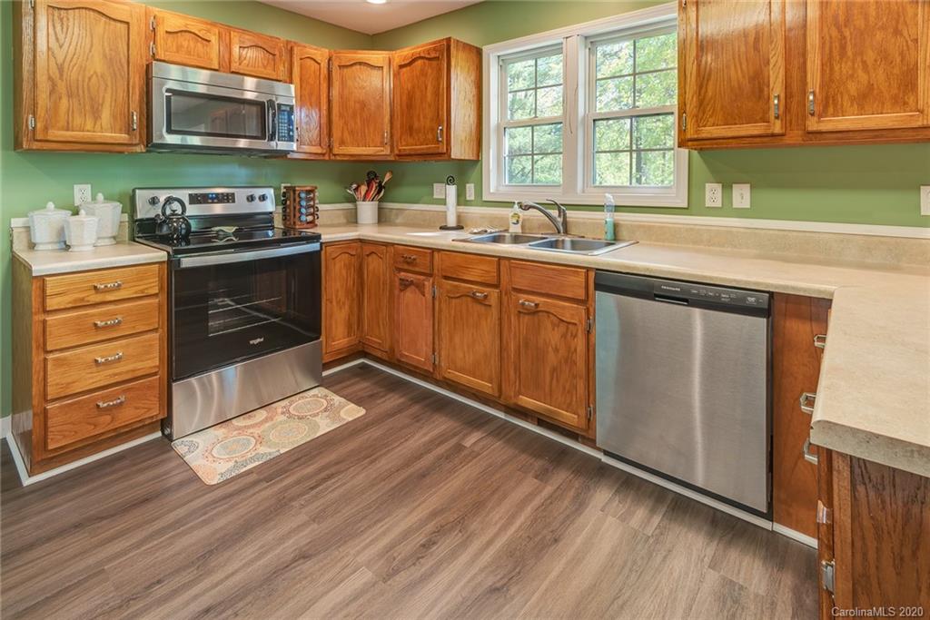 207 Martin Branch Road Leicester, NC 28748 - Photo 12 of 35 Gallery Image 12