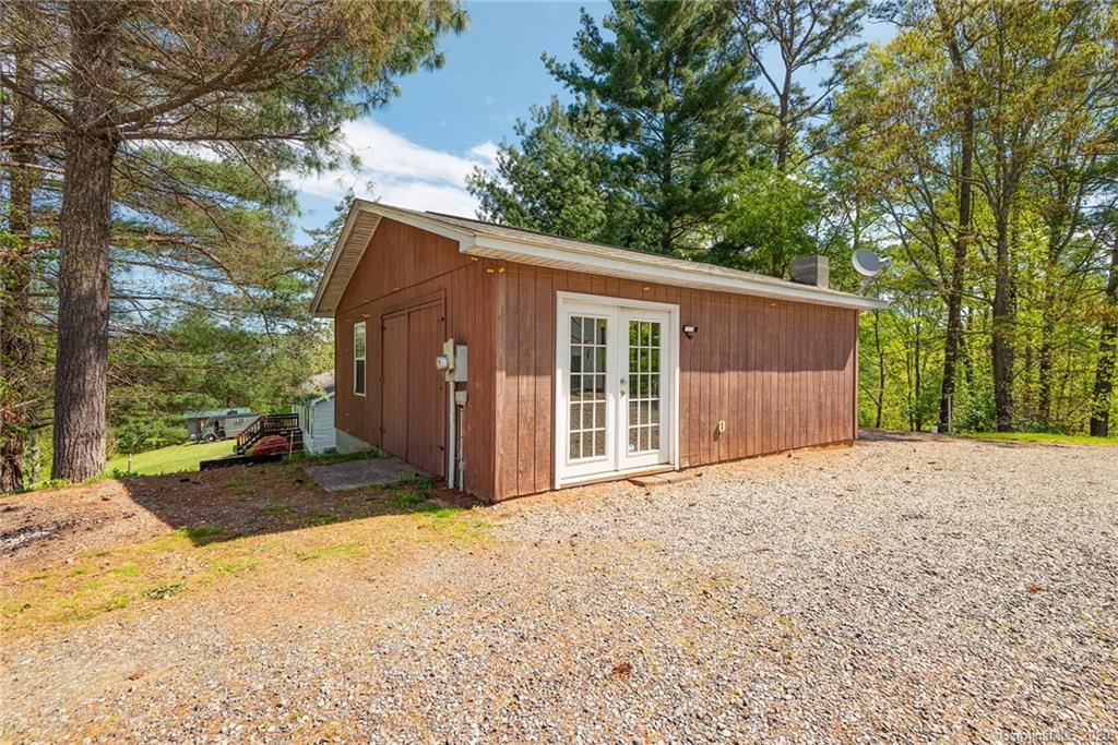 207 Martin Branch Road Leicester, NC 28748 - Photo 31 of 35 Gallery Image 31