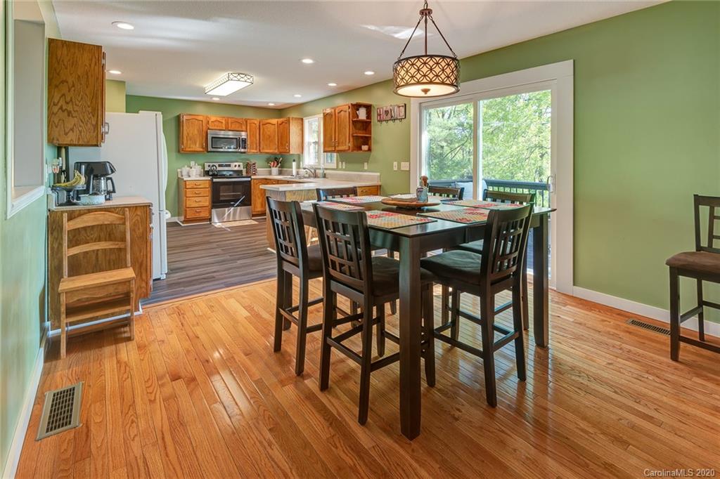 207 Martin Branch Road Leicester, NC 28748 - Photo 8 of 35 Gallery Image 8