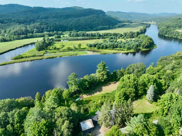 $550,000 | 1291 Littleton Road, Monroe, NH 03771