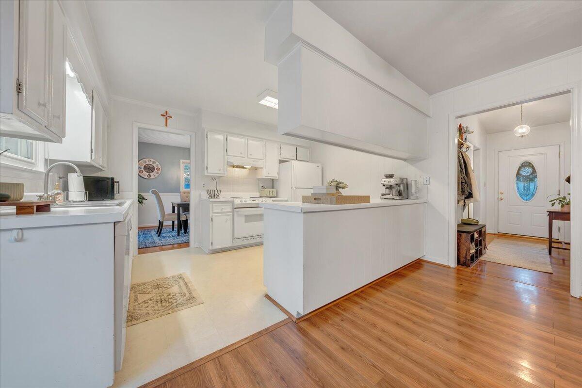 5960 Merriman Road Roanoke, VA 24018 - Photo 15 of 33 13-MIB04227