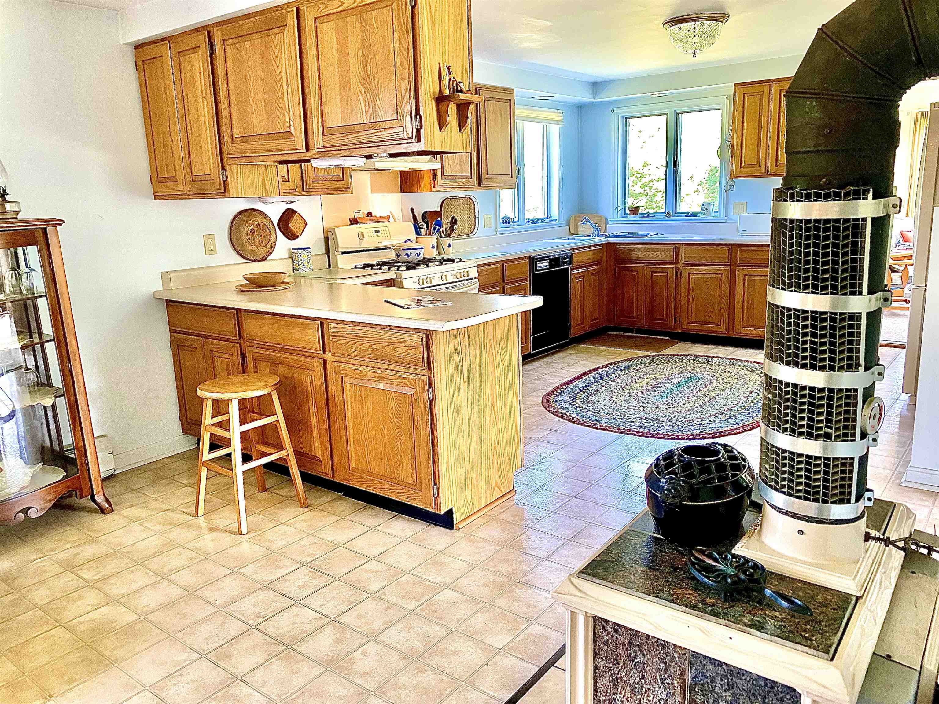 606 Cobb Hill Road Lincoln, VT 05443 - Photo 8 of 30