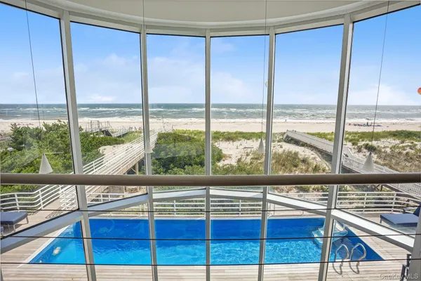 $200,000 | 681 Dune Road, West Hampton Dunes, NY 11978