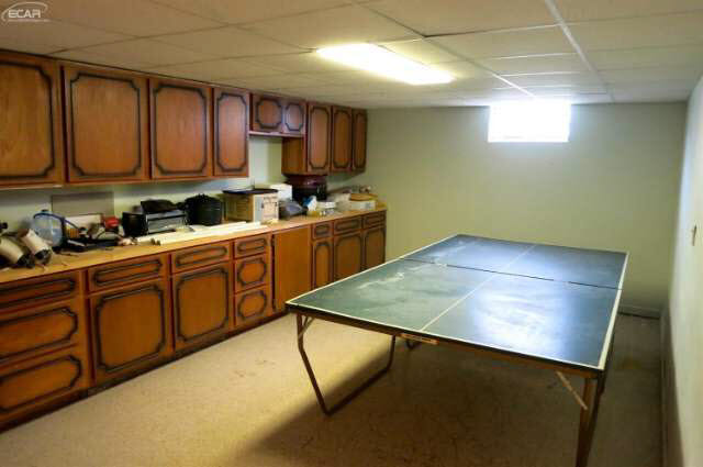 8157 Barden Road Davison, MI 48423 - Photo 6 of 10 21129413-5.JPG