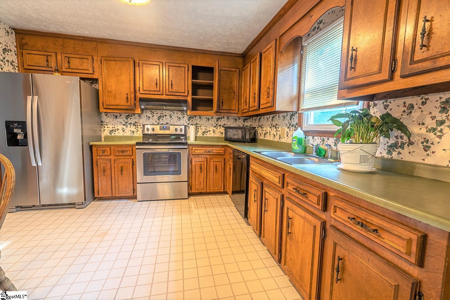 408 Mt Airy Church Road Easley, SC 29642 - Photo 6 of 26 Gallery Image 6