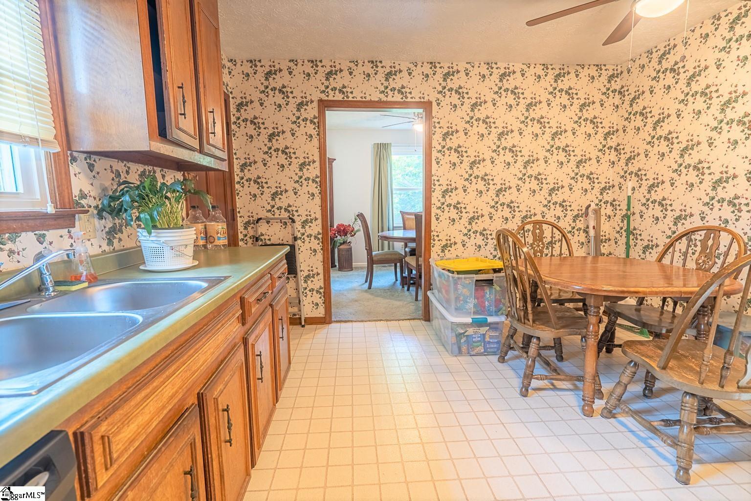 408 Mt Airy Church Road Easley, SC 29642 - Photo 7 of 26 Gallery Image 7