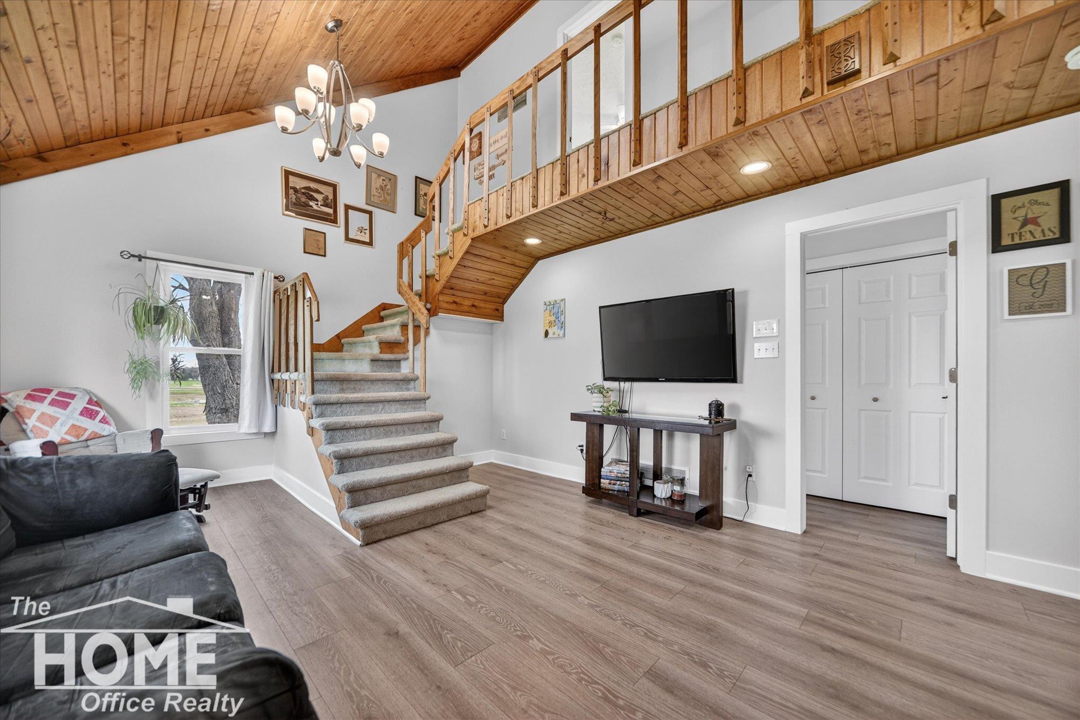 3887 West Brewer Road Owosso, MI 48867 - Photo 7 of 35
