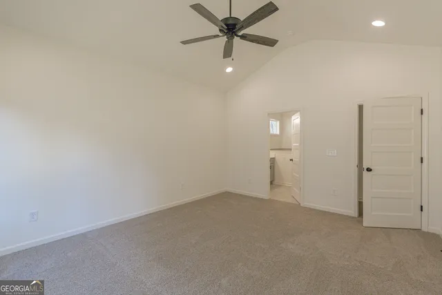 a view of empty room with window