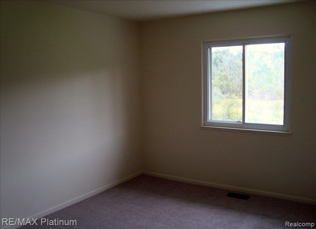 6675 Dunn Road Howell, MI 48855 - Photo 6 of 11 Bedroom 2