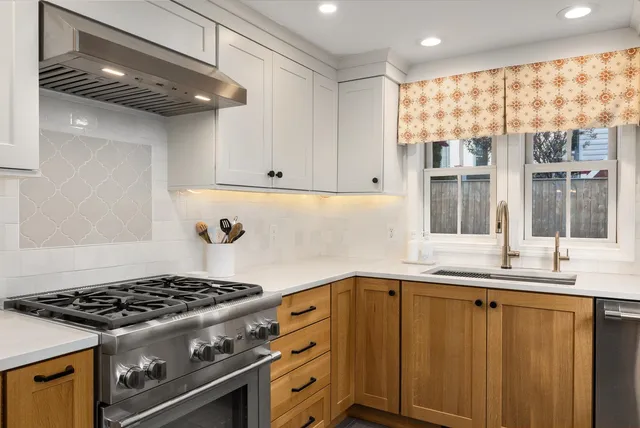 $1,350,000 | 405 Pleasant Street, Portsmouth, NH 03801