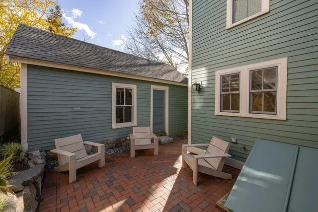 $1,350,000 | 405 Pleasant Street, Portsmouth, NH 03801