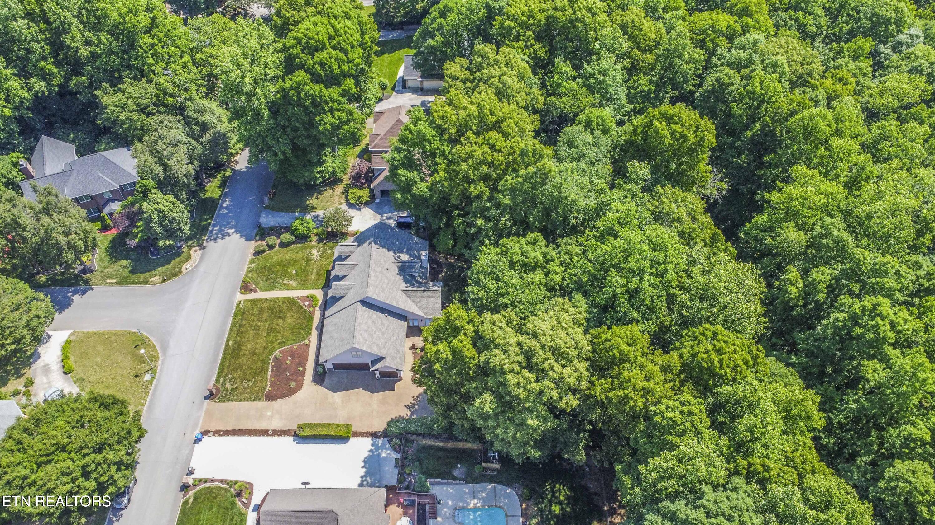197 Whippoorwill Drive Oak Ridge, TN 37830 - Photo 37 of 40 DRONE PHOTO