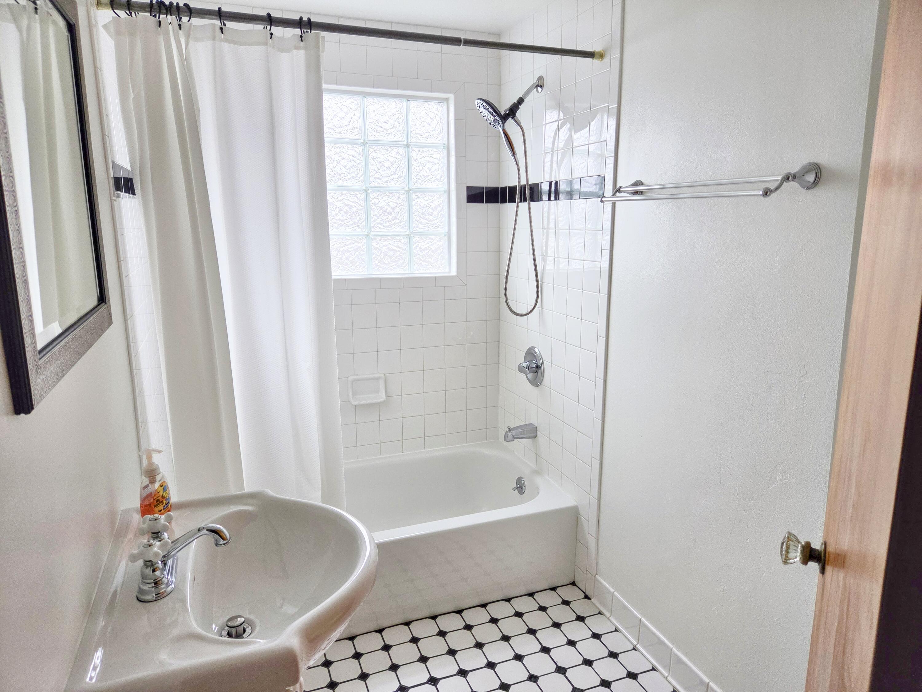 707 North Broad Street Griffith, IN 46319 - Photo 19 of 21 3000x2250