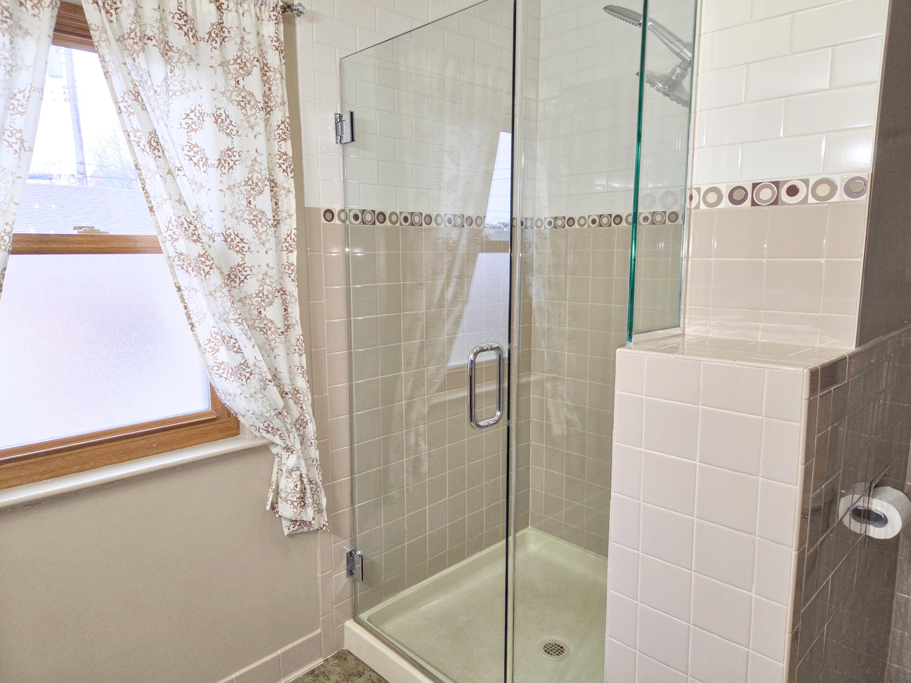 707 North Broad Street Griffith, IN 46319 - Photo 6 of 21 3000x2250