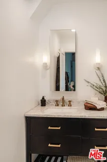 $850,000 | 1010 Palm Avenue, Unit 106, West Hollywood, CA 90069