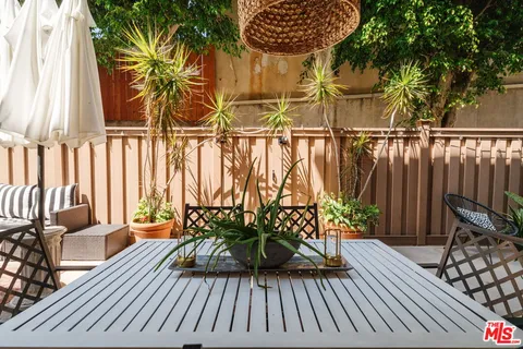 $850,000 | 1010 Palm Avenue, Unit 106, West Hollywood, CA 90069