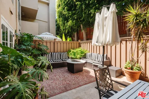 $850,000 | 1010 Palm Avenue, Unit 106, West Hollywood, CA 90069