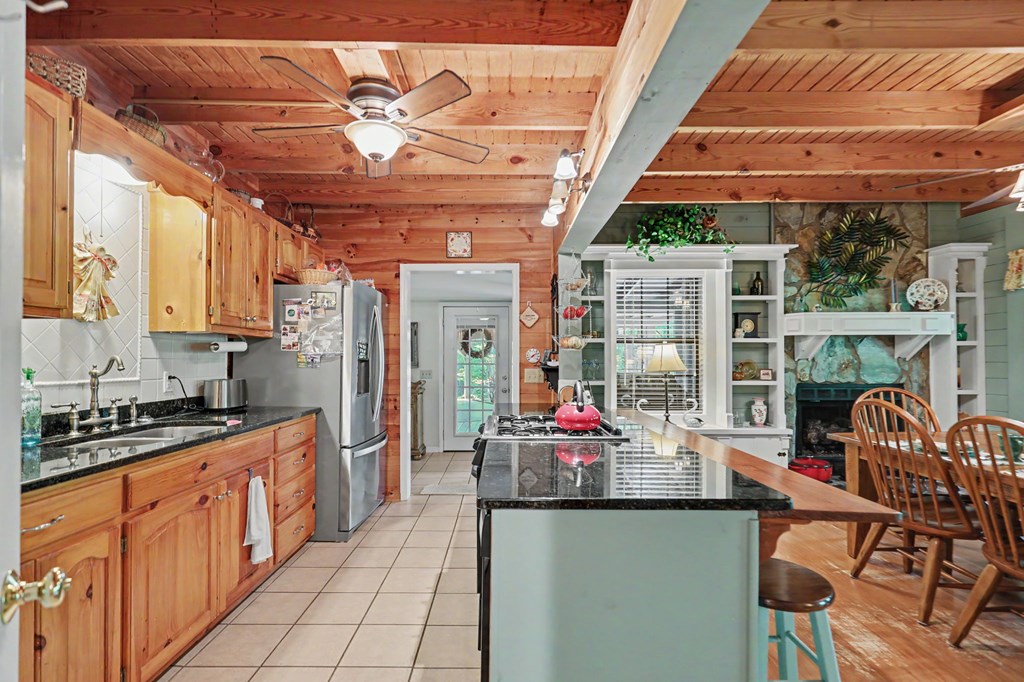 289 Doc Thomas Ridge Road Blairsville, GA 30512 - Photo 2 of 60